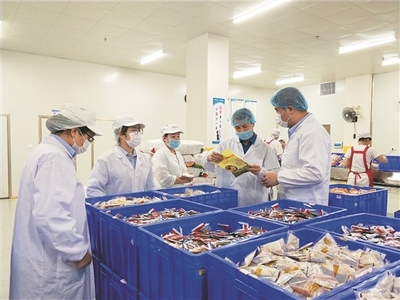 堅持“四個一” 把好柳州螺螄粉質量安全關
